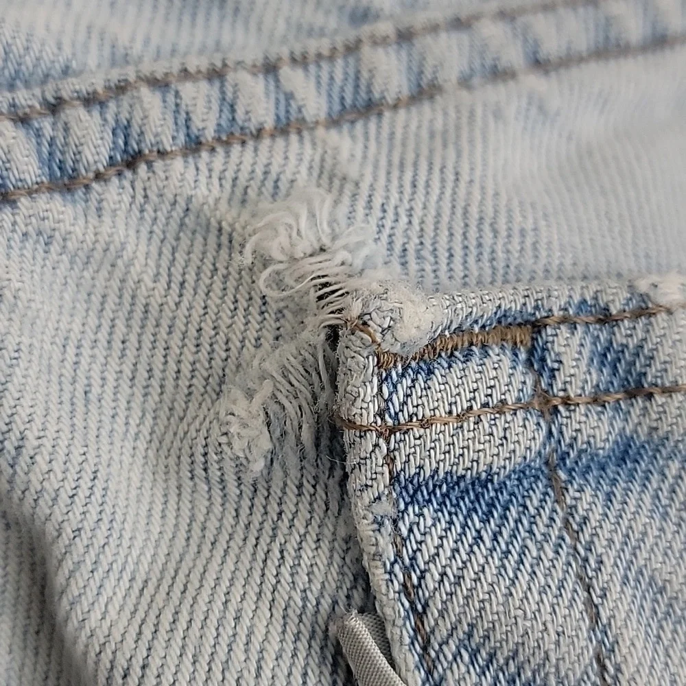Levis Vintage SilverTab Loose Fit Mens Jean Shorts Light Wash size 36 from 1997